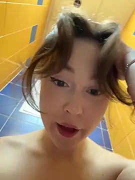 peachy_dream (F young) - take off my top