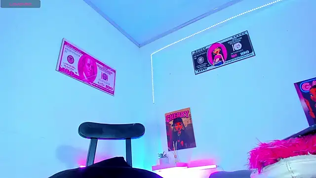 Cherry_splash Live Webcam on Stripchat