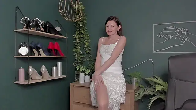 vivianwild - VivianWILD's free webcam - UK Sex Cams