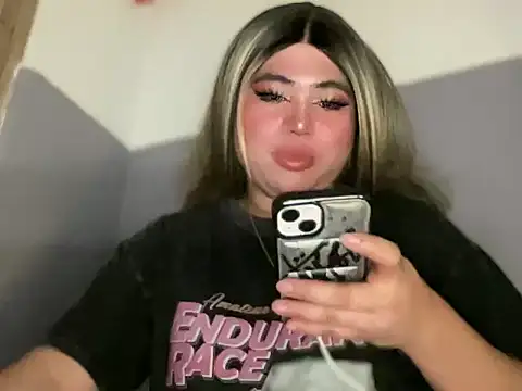 Naughtyrosecum live cam screenshot tranny on Pron.Webcam – Live Webcams & Adult Chat