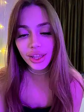 Elizabeth_Tay from StripChat is Freechat