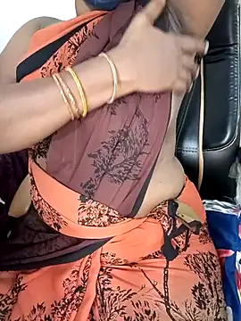 Tamil-hotwife from StripChat is Freechat