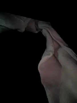 __iris__ (F young) - Fingering pussy on bus near people 🚌