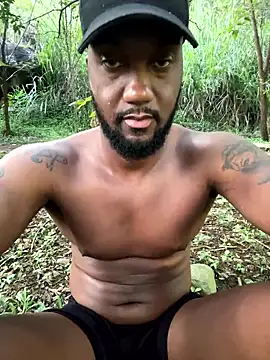 blackdrey18 (Ask my age) - Cumm here