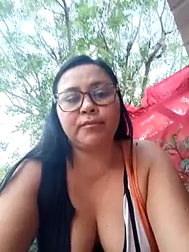 Dirty-Momm-Divorced-Hot