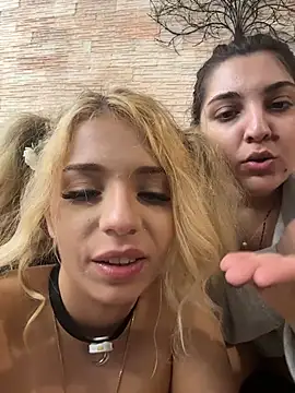 maddisonblush's Live Sex Cam Show