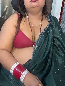 Webcam Model (GEET-LOVE)  is live.Free join now!