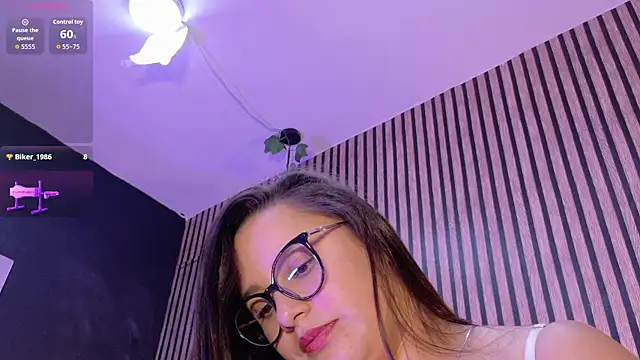 victoria_ponce1 - Victoria_Ponce1's free webcam