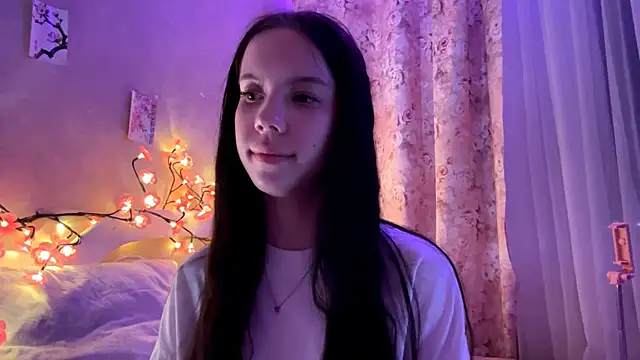 axykitten - AxyKitten's free webcam