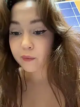 peachy_dream (F young) - open boobs and shake shake