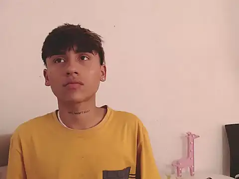 lianross - LianRoss's free webcam - UK Sex Cams