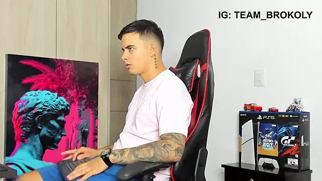 jacob_firexx (M young) - SHOW COCK HARD!