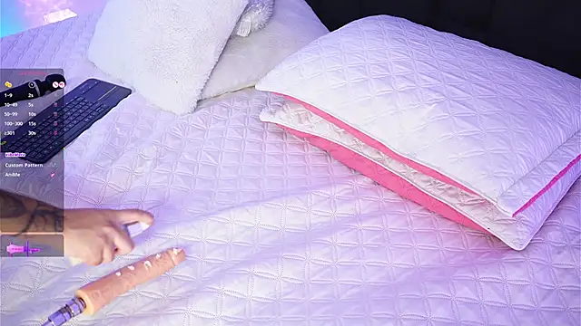 marianamonroe_ - Marianamonroe_'s free webcam - UK Sex Cams