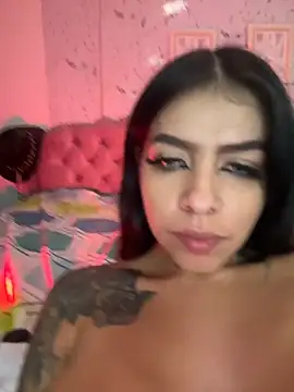 triogoals3 (F young) - SPANK ASS AND FOUR FINGER IN PUSSY