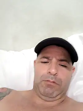 marciogrei (Ask my age) - #brazilian #brunettes #cam2cam #daddies #ejaculation #flashing #handjob #hd #masturbation #medium #middle-priced-privates #mobile #portuguese-speaking #recordable-publics #small-audience #smoking #straight #white