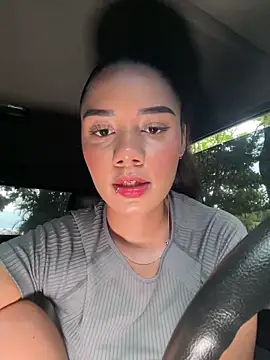 _luana (F young) - Fingering pussy💦