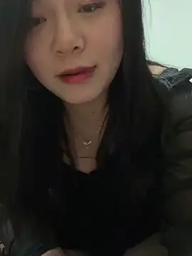 smgirls (F young) - 🈵1999给我的国王🫅发一张小穴私照