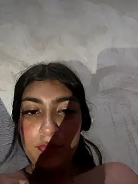 Sweed-virgin-pussy from StripChat is Freechat