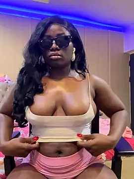 Webcam Model (Sweetbootty)  is live.Free join now!