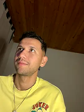 michaell_spinelly - Michaell_Spinelly's free webcam - UK Sex Cams