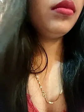 Webcam Model (Maahhii_2)  is live.Free join now!