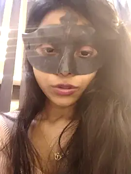 Webcam Model (RAADHEEKAah)  is live.Free join now!