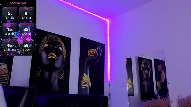 _brenna_hanson live cam screenshot female from Colombia on Token.Show — Token Tipping & Live Cams