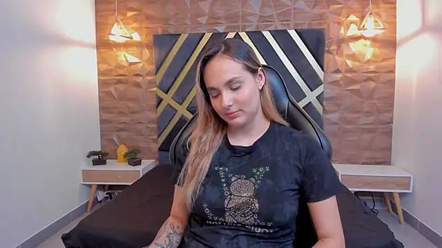 emmaa_white_ - Emmaa_white_'s free webcam - UK Sex Cams