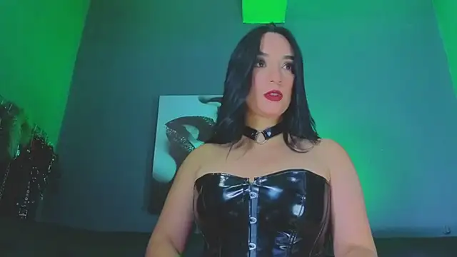  Amberstones chat room