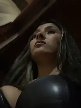 Cami_Leon2 webcam stripchat model stream image