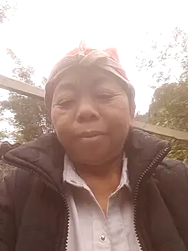 vangle73 - VangLe73's free webcam