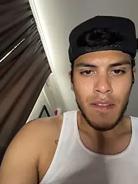 strokingdaddy4 (M young) - Legs up, spread, & cummm👀