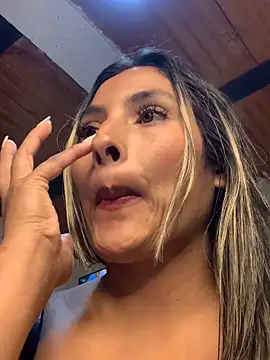 Webcam Model (Cami_Leon2)  is live.Free join now!