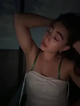 ZarahEvans live cam screenshot female from Colombia on SexOnline.pics – Live Cam Recordings, GIFs & Pics