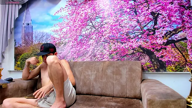 bvlgarvoyss - BvlgarVoyss's free webcam - UK Sex Cams