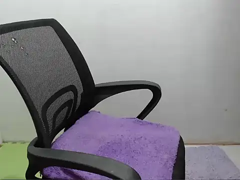 mynaughtynights_12 - MyNaughtyNights_12's free webcam