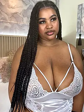 Webcam Model (AinaraJimenez)  is live.Free join now!