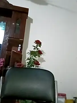 Webcam Model (Jessica-03)  is live.Free join now!