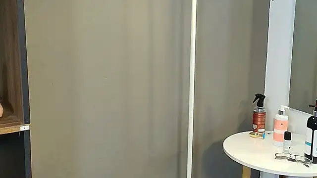 khalifaboff_ - KhalifaBoff_'s free webcam - UK Sex Cams