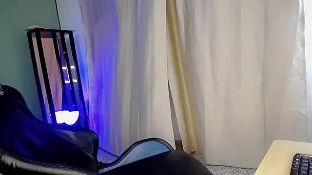 dilan_hott_ (M twink) - CUM IN PUBLIC💦🔥