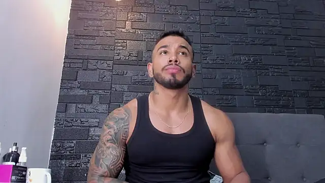 bruno_miller_ - Bruno_miller_'s free webcam - UK Sex Cams