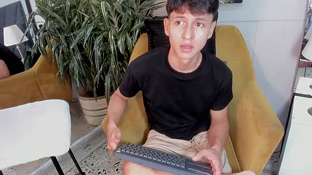  stephane_rouss chat room