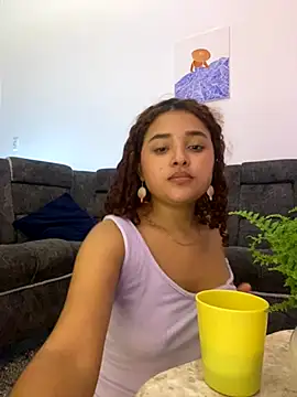 ladulceale - Ladulceale's free webcam - UK Sex Cams