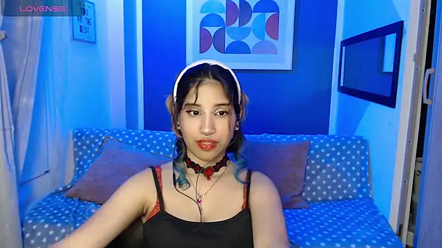 venusmist (F teen) - bounce tits (flash boobs) 30s