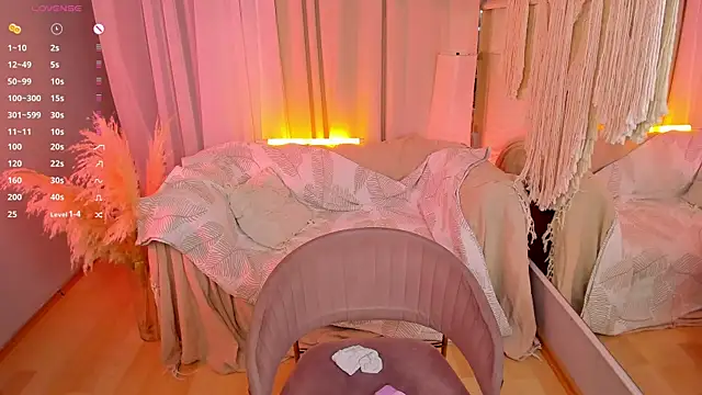 millimouse - MilliMouse's free webcam - UK Sex Cams