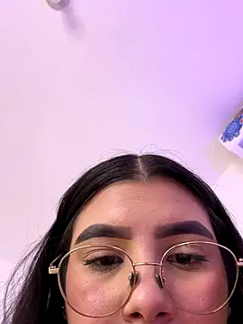 Webcam Model (Julietalcl)  is live.Free join now!