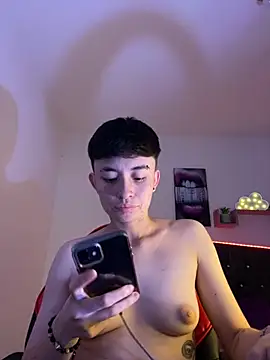 nico_18x - Nico_18x's free webcam - UK Sex Cams