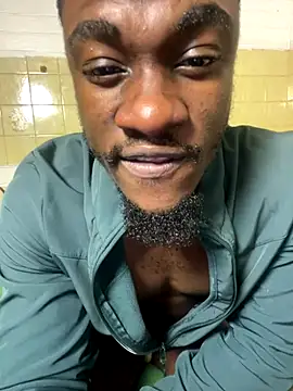 Pinepool21 Live Webcam on Stripchat