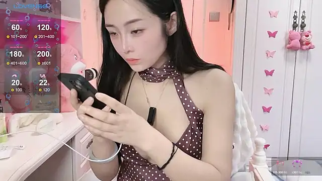 ya-ya- (F young) - 上空乳夹。控制小粉3分钟