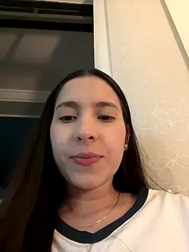 LittleDoll___ Live Webcam on Stripchat